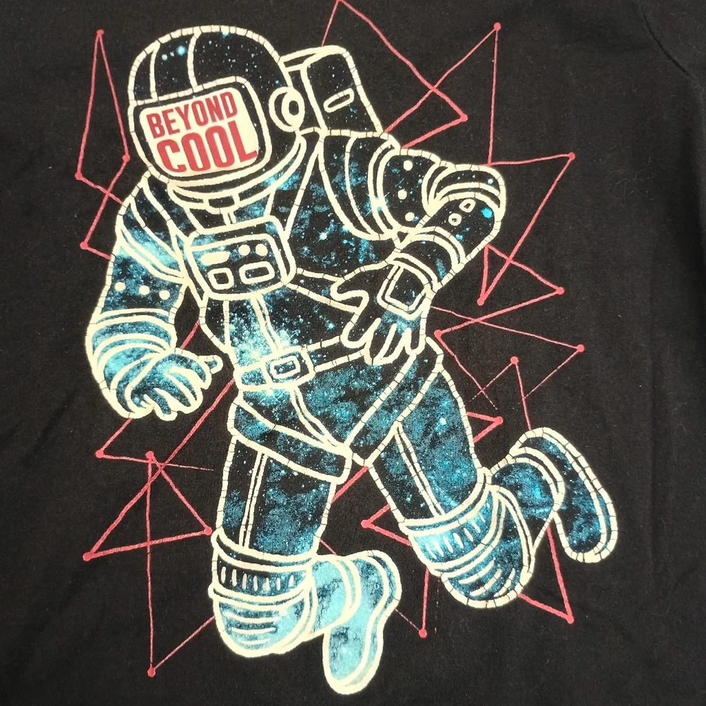 Wonder Nation Boy XS Black Astronaut Space🚀 Graphic T Glow In The Dark T-shirt - Picture 4 of 10